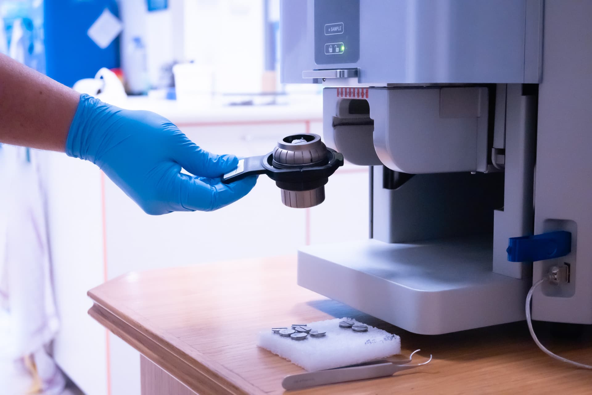 PARDAM laboratory equipment